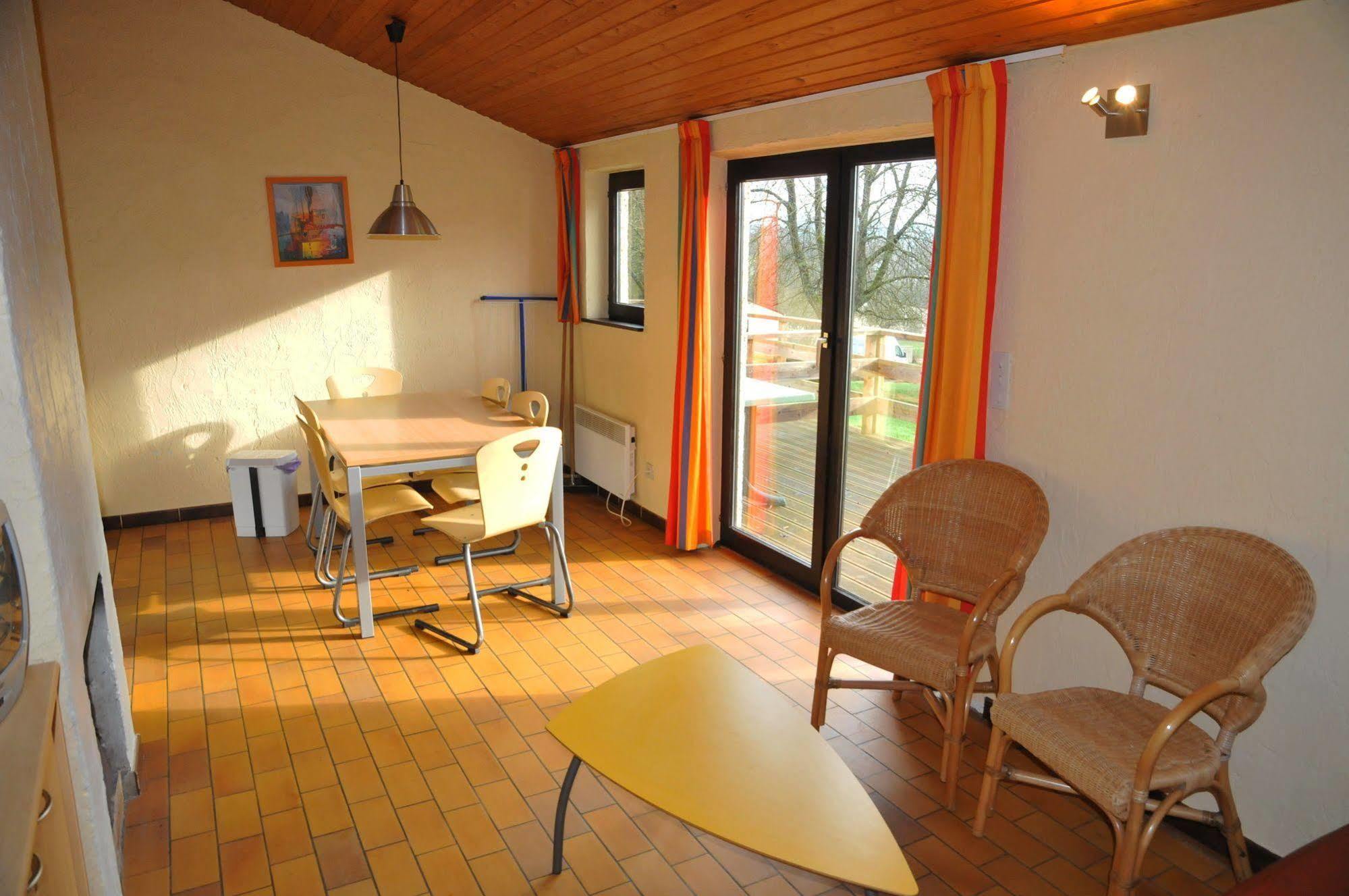 Vallee De Rabais Virton Exterior photo